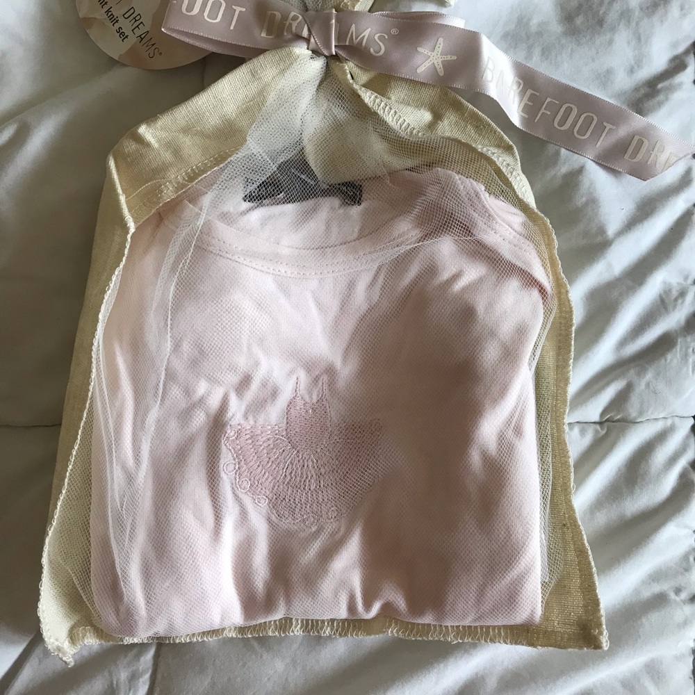 Barefoot Dreams Infant Knit set